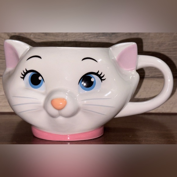 Super Cute Disney Aristocats Marie Face Ceramic 3D Sculpted Mug, 20oz - NEW - Picture 1 of 15